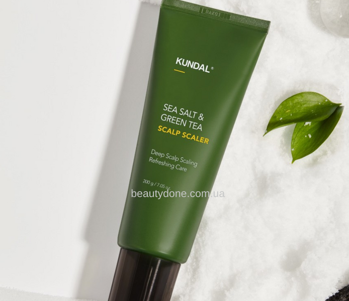 Скраб для шкіри голови KUNDAL Sea Salt & Green Tea Scalp Scaler Herb Mint 200g 1215 фото